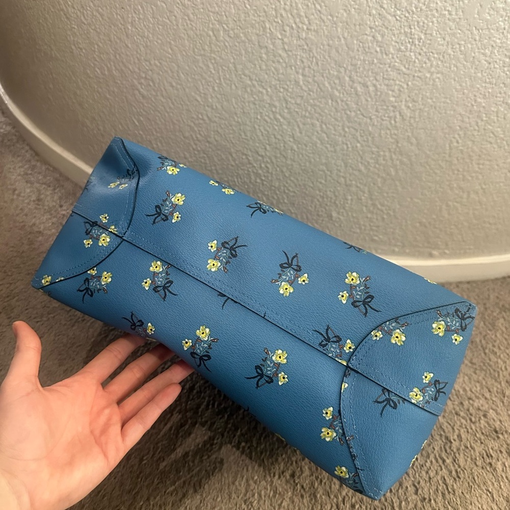 Coach Blue Floral Tote Bag - Picture 6 of 12